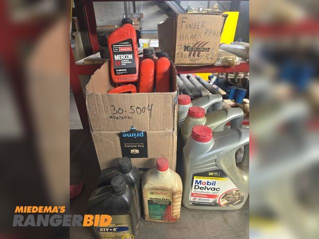 Lot 30-5004 - 17 quarts of Mercon LV trans fluid, 3 gallons Mobil delvac synATF 3 misc quarts. All unopened.