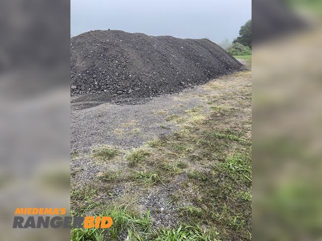Lot 30-11394 - Approximately 575 yards of asphalt millings