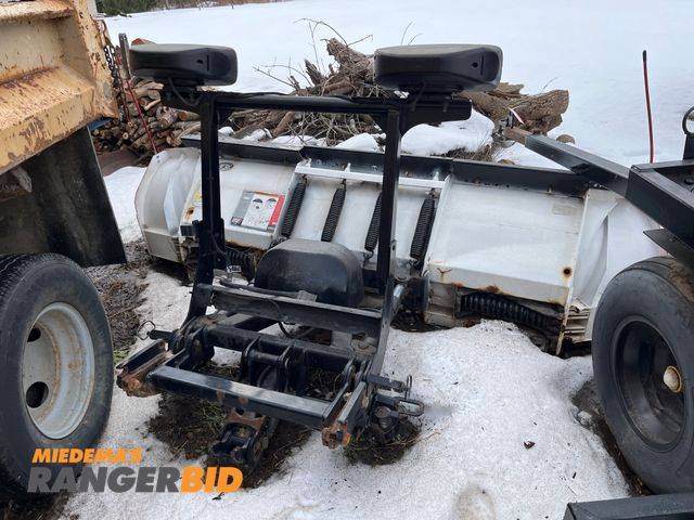 Lot 30-585 - Blizzard Speed Wing Plow 8600SW One of the wings is broken. Municipality owned. Seller will load. Co...