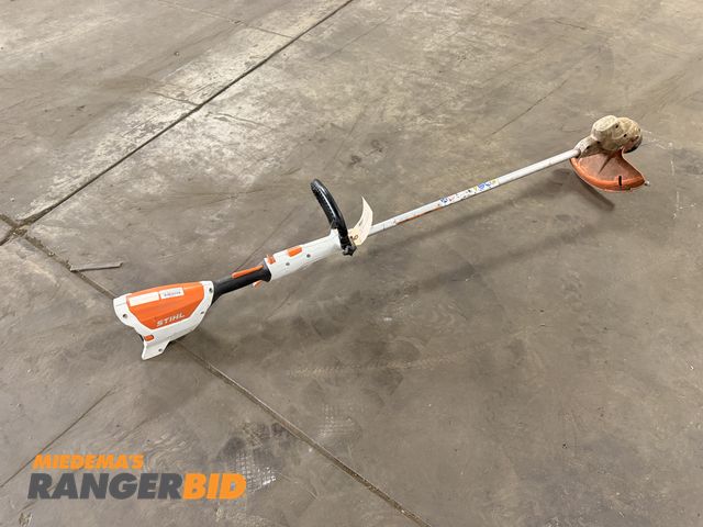 Lot 30-4038 - Stihl Weed Whip Battery Powered