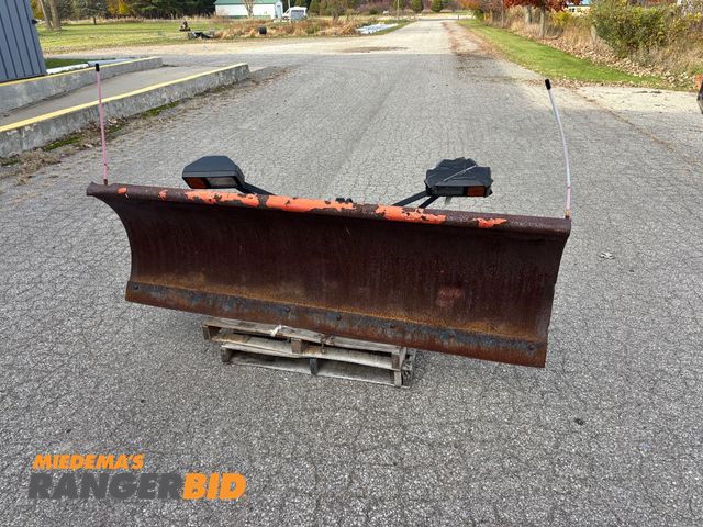 Lot 30-41 - Western Snow Plow Blade, 7-1/2' Wide  

Seller will assist with loading. Forklift and loading dock a...