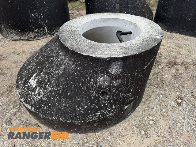 Lot 30-5853 - (1) concrete manhole entry with 23" diameter top entry point.