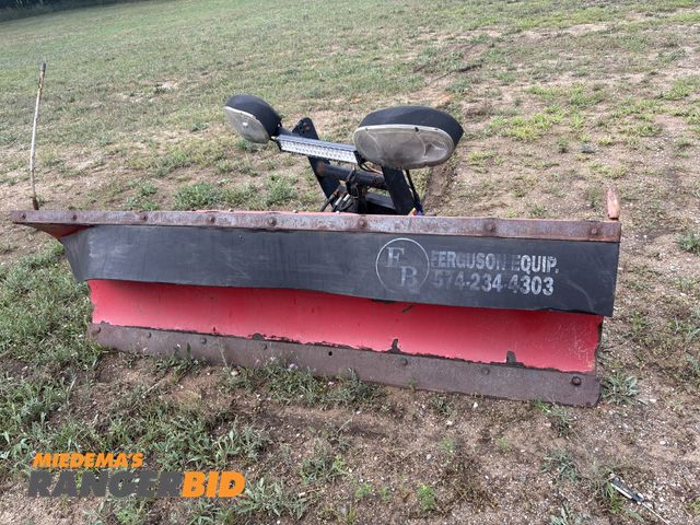 Lot 30-10556 - 1 Boss 7’6” Plow Seller will load. Please note this does run and operate as it should.