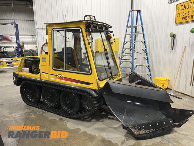 Lot 30-1745 - Bombardier SW-48 DA specialized, tracked vehicle