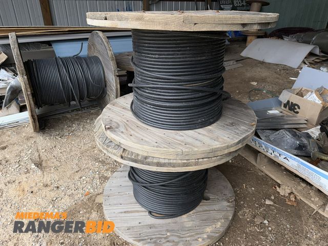 Lot 30-5761 - (2) partial spools of Kris-Tech, 1 gauge, Type R HW-2, 600V and 1000V, or Use 2 600V, RDHS copper ca...