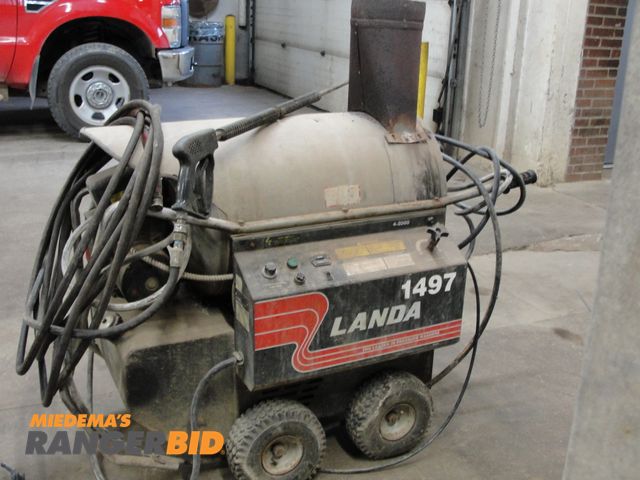Lot 30-4866 - Landa Power Washer model PHWS 4-20021A, 230 volt, 30 amp, single phase, 2000 PSI