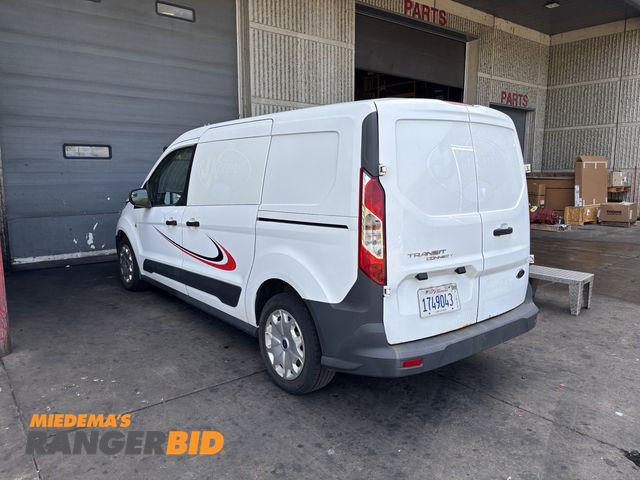 Lot 30-JX47 - 2015 Ford Transit Connect Cargo Van FWD 2015 Ford Transit Connect with 179916 miles. Needs a battery...