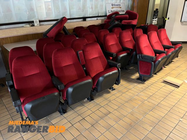 Lot 30-3368 - Large quantity of theatre style connectable chairs in excellent condition. Buyer is responsible for removal.