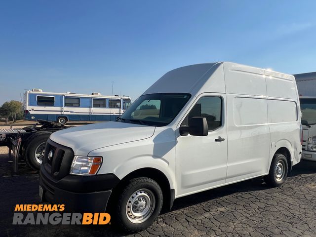 Lot 30-JX207 - 2019 Nissan NV2500 Cargo Van RWD 2019 Nissan NV2500 with 325825 miles on it. Has an engine misfire a...