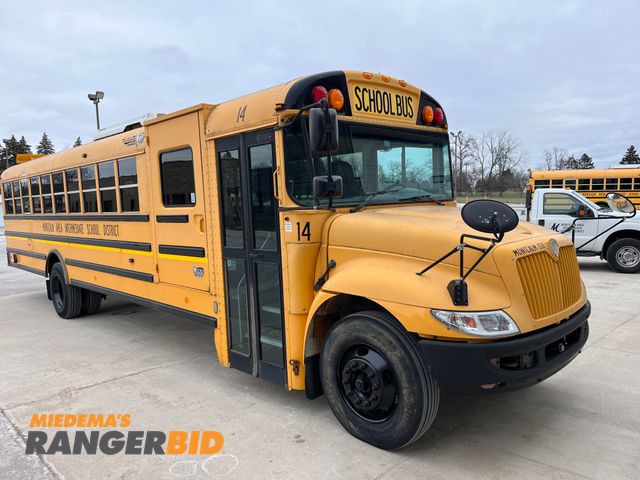 Lot 30-3751 - 2011 International 3000 with a Maxx Force engine School Bus
