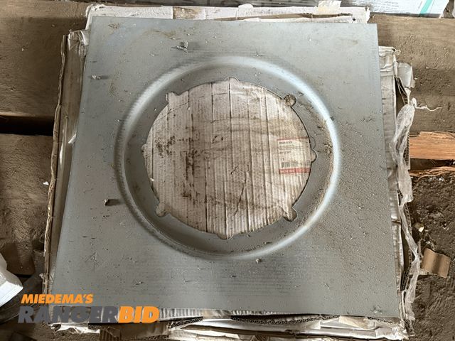 Lot 30-5730 - Lot of (5) Sioux Chief 24" x 24" roof drain sump receivers.