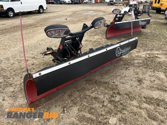 Lot 30-4284 - Boss Super Duty Poly 8'