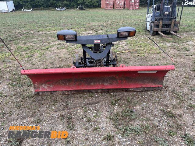 Lot 30-10555 - 1 Western Ultra Mount 7’6” Plow Seller will load.