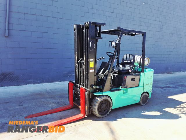 Lot 30-220 - Mitsubishi 6,000lbs Capacity Forklift - See Video for Operation