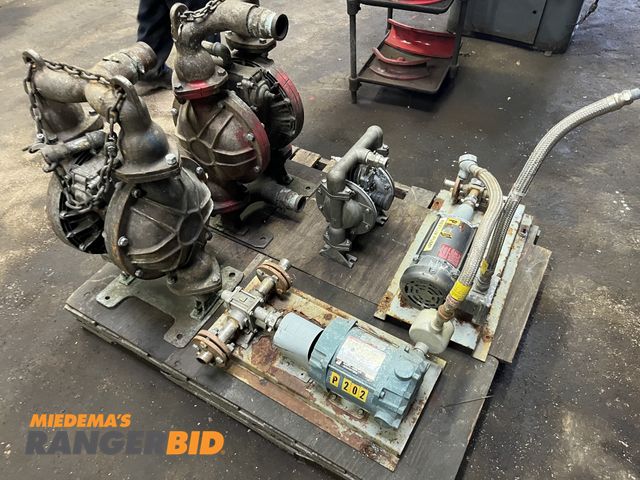 Lot 30-1011 - Pallet of pumps, 3 are air, 2 are electric. Sizes include: 2", 1", 1/2"