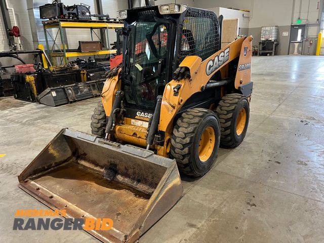 Lot 30-2752 - 2012 Case SR200 Skid Steer