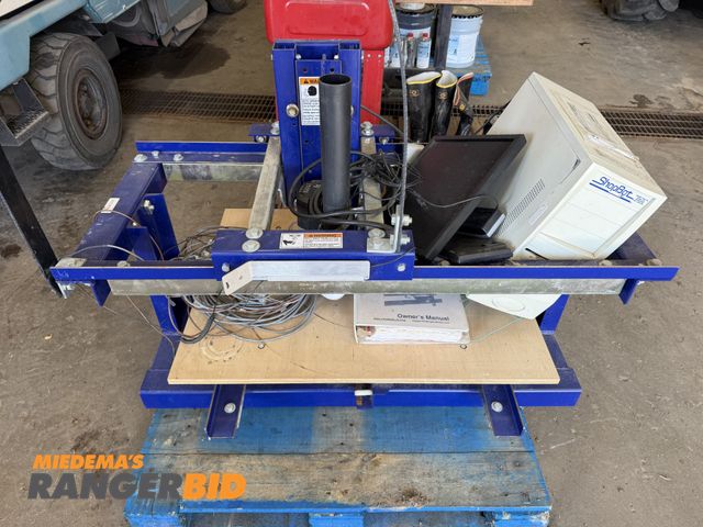 Lot 30-11125 - Shop Bot CNC machine. Working Condition Unknown,