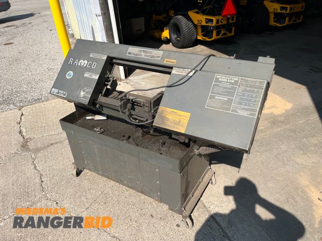 Lot 30-3825 - Ramco Metal Cutting Band Saw