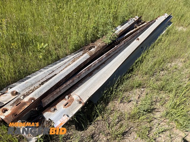 Lot 30-3978 - (10) 12' Guard Rail Sections.