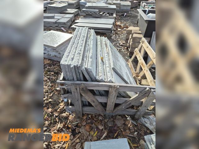 Lot 30-3110 - Natural Paving ¾” Misc. tiles