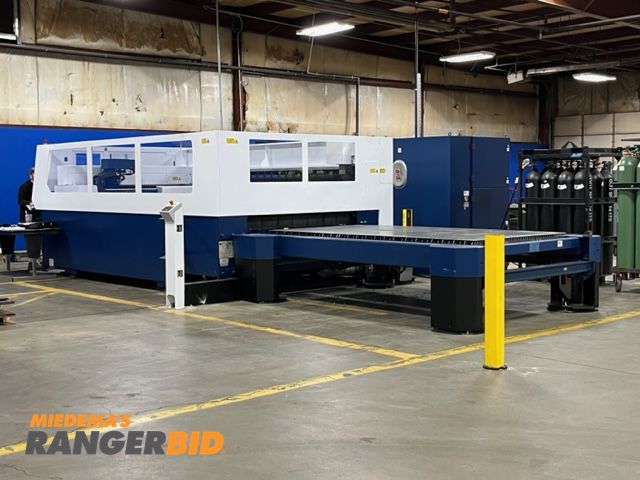 Lot 30-11096 - 2009 Trumpf TruLaser 3030 CO2 4000W Laser Capacity: 4000W
Max. Workpiece Weight: 1562 lb.
X-Axis Tra...
