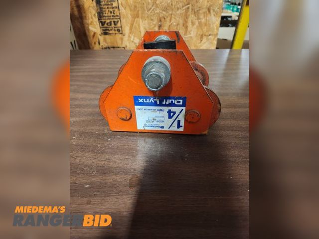 Lot 30-220 - Duff Lynx Coffing trolley. 1/4 ton.  Model TL-500