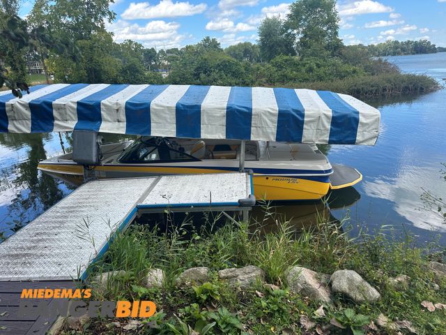 Lot 30-9264 - 2013 Mobius LSV Open Bow