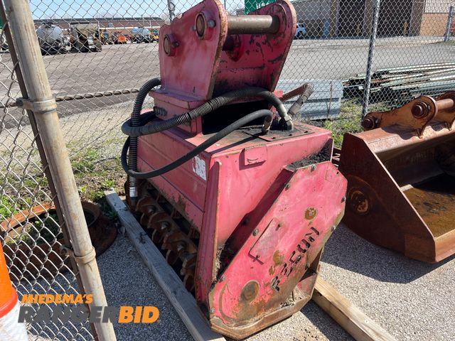 Lot 30-3769 - Fecon Excavator Forestry Head / Grinder