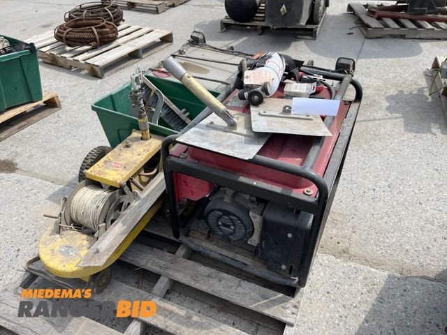 Lot 30-1675 - Lot includes everything on this pallet. Including generator (parts or repair), rain train sprinkler,...