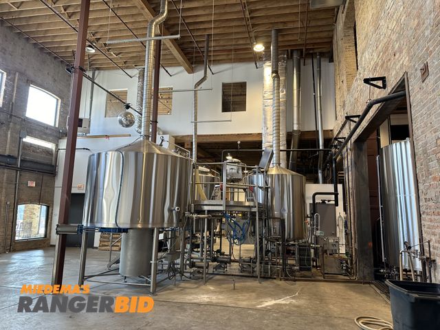 Lot 30-10526 - NSI Newlands 30BBL Brewing System Stainless Steel Please see inventory list in the pictures.