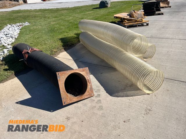 Lot 30-3721 - (4) Leaf Vac hoses, 3 are new. 1 is used.
Municipality owned.