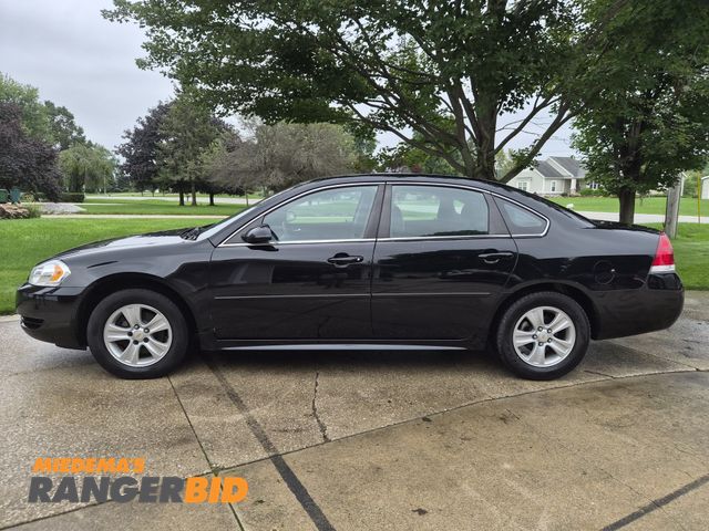 Lot 30-3299 - 2016 Chevrolet Impala LTD 92,400 miles FWD