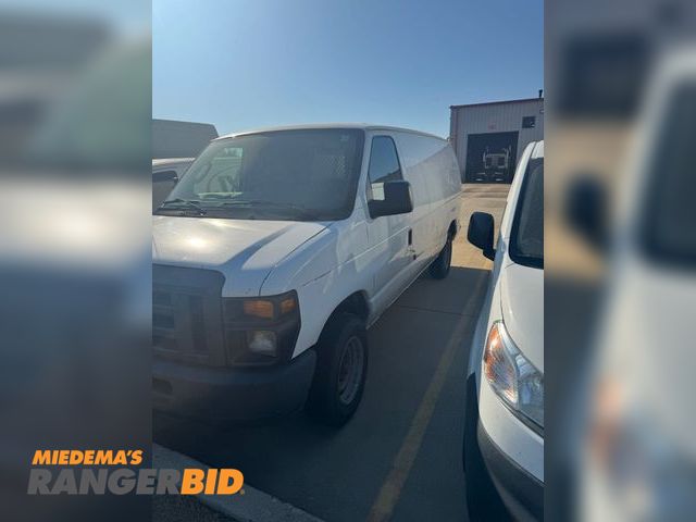 Lot 30-JX44 - 2013 Ford E150 Cargo Van RWD 2013 Ford Econoline E150.  Needs battery, has not ran in a while. It ha...