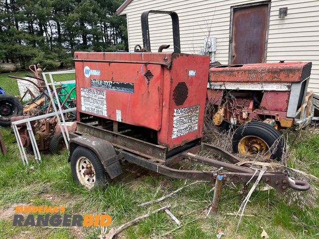 Lot 30-107 - Miller Big Blue 400D Towable Welder