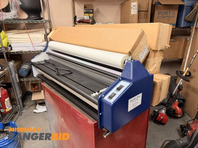 Lot 30-3495 - Signature Series EM-40-HR Laminator 40"