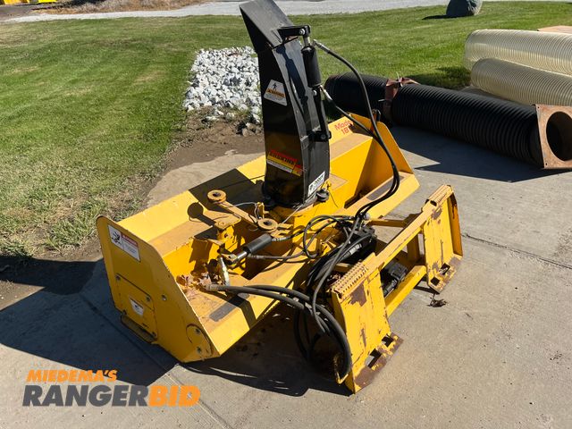 Lot 30-3722 - Erskine 1813 Snow Blower 72" Skid Steer Attachment