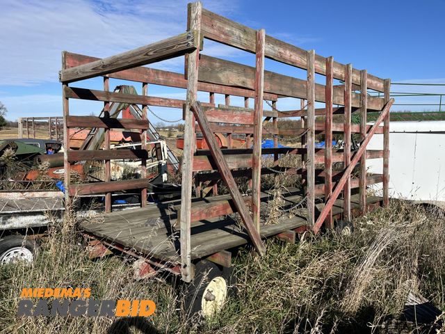 Lot 30-2011 - Hay wagon