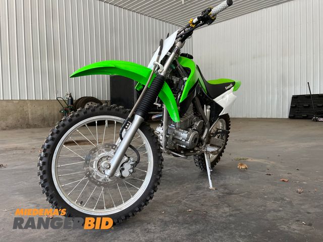 Lot 30-3707 - 2019 Kawasaki KLX140L Dirt Bike