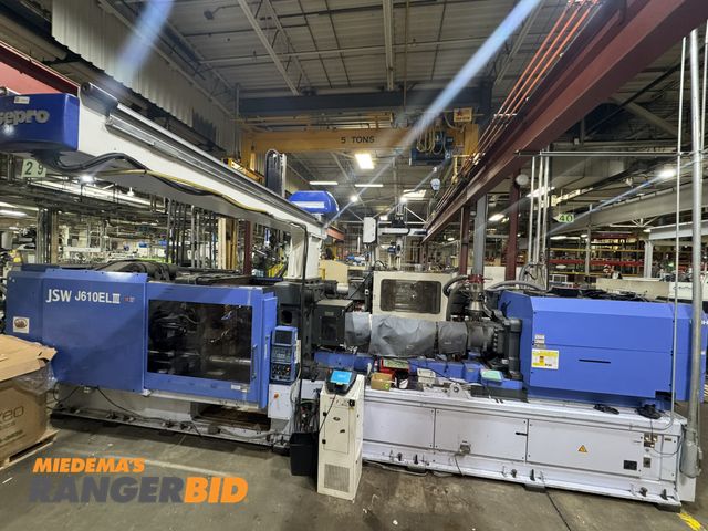 Lot 30-1003 - Sepro High Speed Robot/Picker Sepro Visual Touch 2 Control System.
Please note that the Plastic Inje...