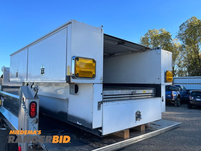 Lot 30-3710 - Service truck box, appears to be in good condition. Municipality owned. Seller will load. See pics for sizes.