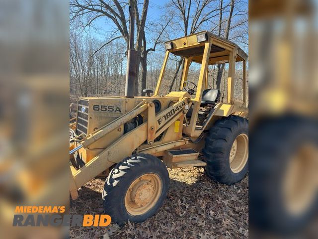 Lot 30-no - Ford tractor 655 Backhoe Loader Purchased this backhoe in 1997, used.  Its been used for projects ar...