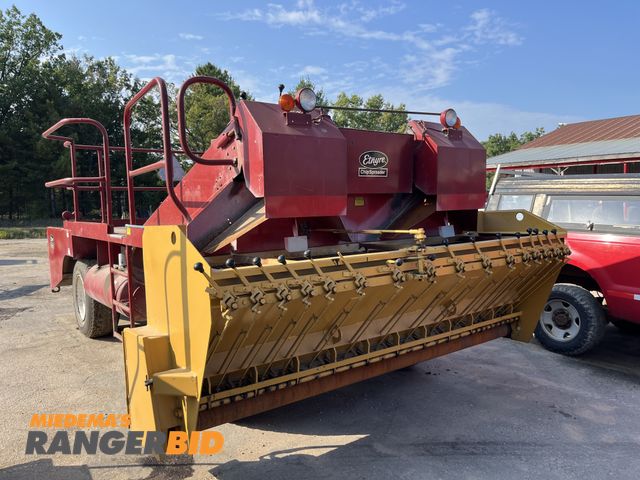 Lot 30-1806 - Entyre Chip Spreader 2WD