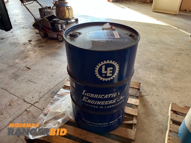 Lot 30-2914 - Lubrication Engineers 650 Synolec SAE 50 55 gallon Oil Mostly full.
Municipality owned. Seller will load.