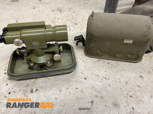 Lot 30-3397 - Wild 39099 Survey Equipment (Antique) Municipality owned.