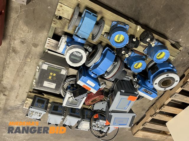Lot 30-3759 - Pallet of Hach TU5300 SC Tribity Meters and  Flow Meters