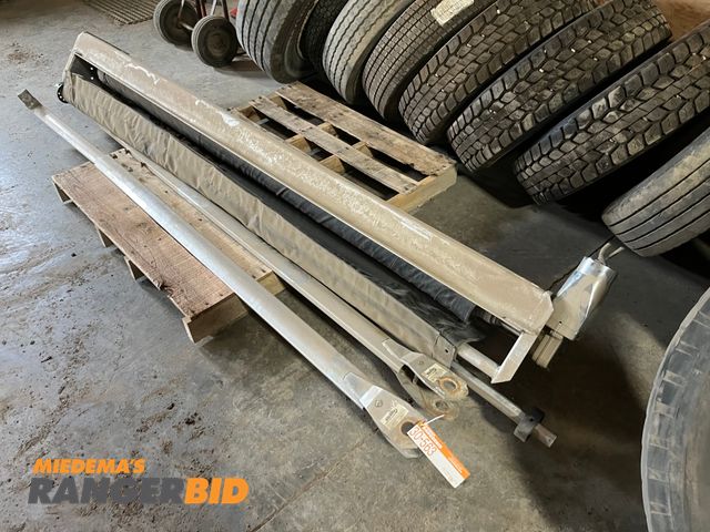 Lot 30-10215 - Roll-Rite Dump cover 8' wide