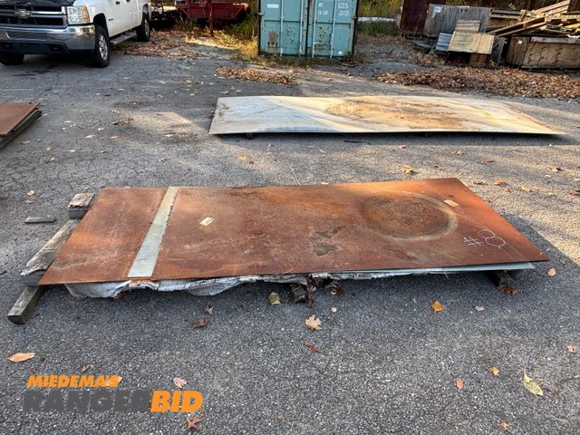 Lot 30-8 - LOT OF (3) Steel Plates, (1) 10'x4', (1) 8'x4' Stainless, (1) 8'x4' Steel

Seller will assist with l...