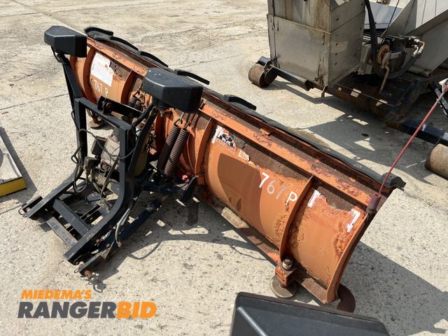 Lot 30-1692 - Snow Plow 9' Municipality owned, Seller will load.