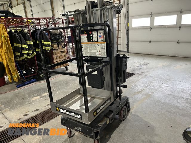 Lot 30-5036 - JLG 30AM SCR121097B1 Compact Lift Scissor Lift