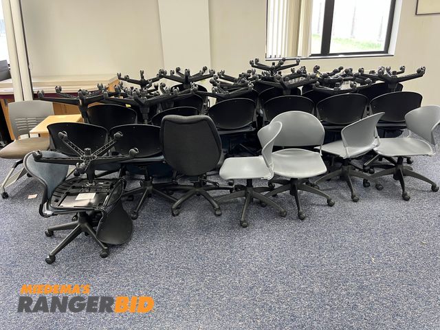 Lot 30-695 - Lot includes all the office chairs shown. Most are Trendway